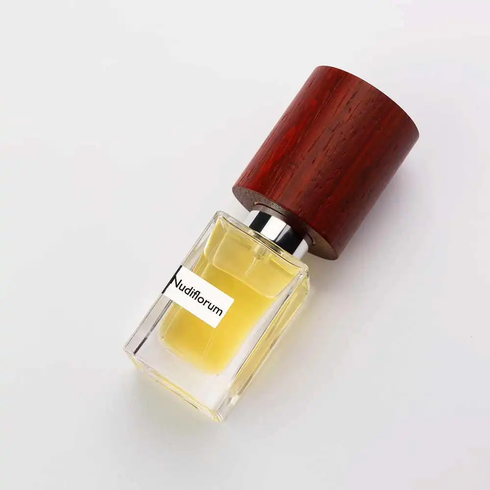 Nasomatto-Nudiflorum-RoyalKolon